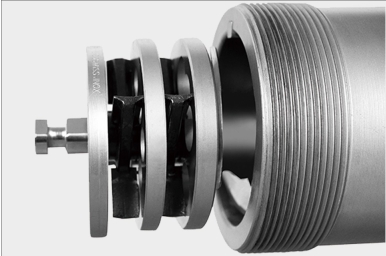 ДВА НОЖА И ТРИ МЯСОРУБКИ